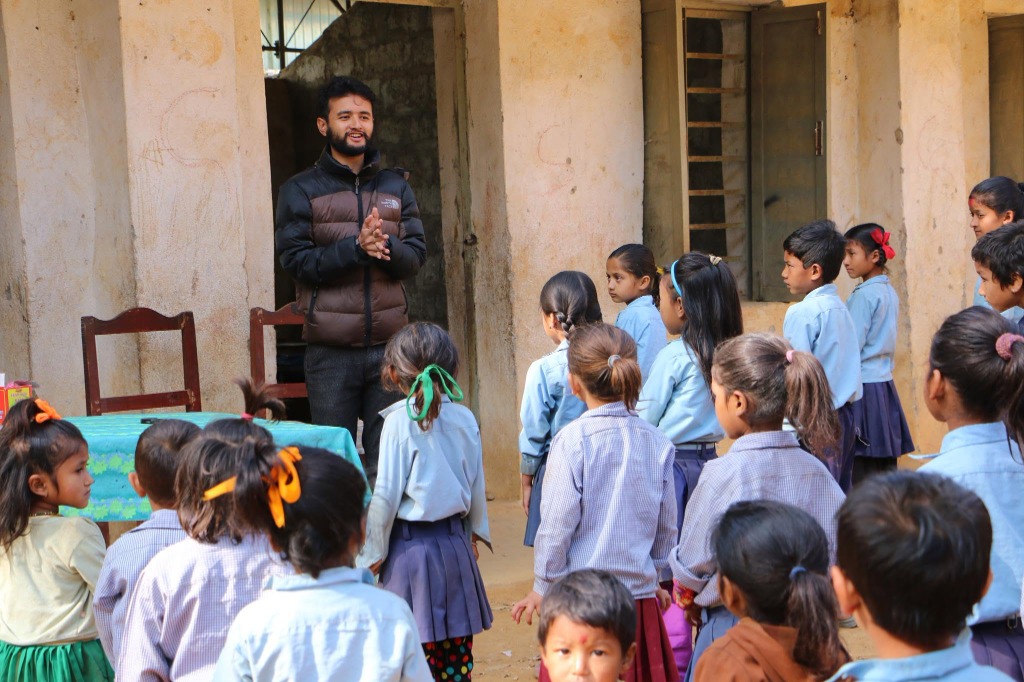 Interacting and Inspiring School Students